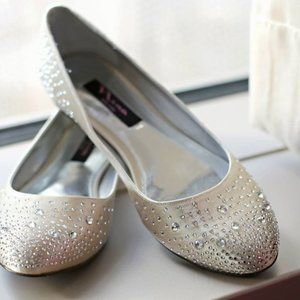 Wedding formal dress flats